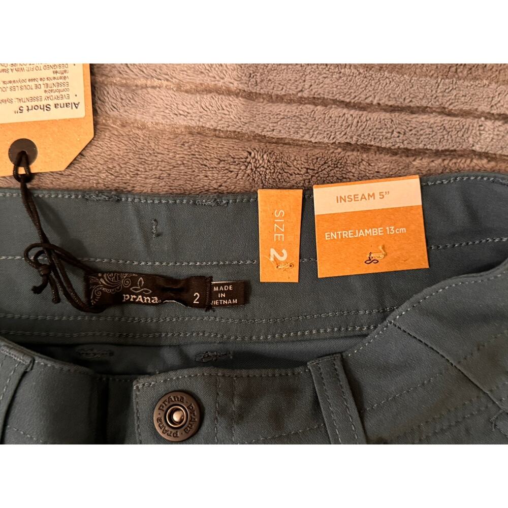 NWT prAna 5" Alana Shorts Deep Stellar - Size 2 - Picture 7 of 8